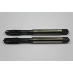 Machine tap doorlopend gat